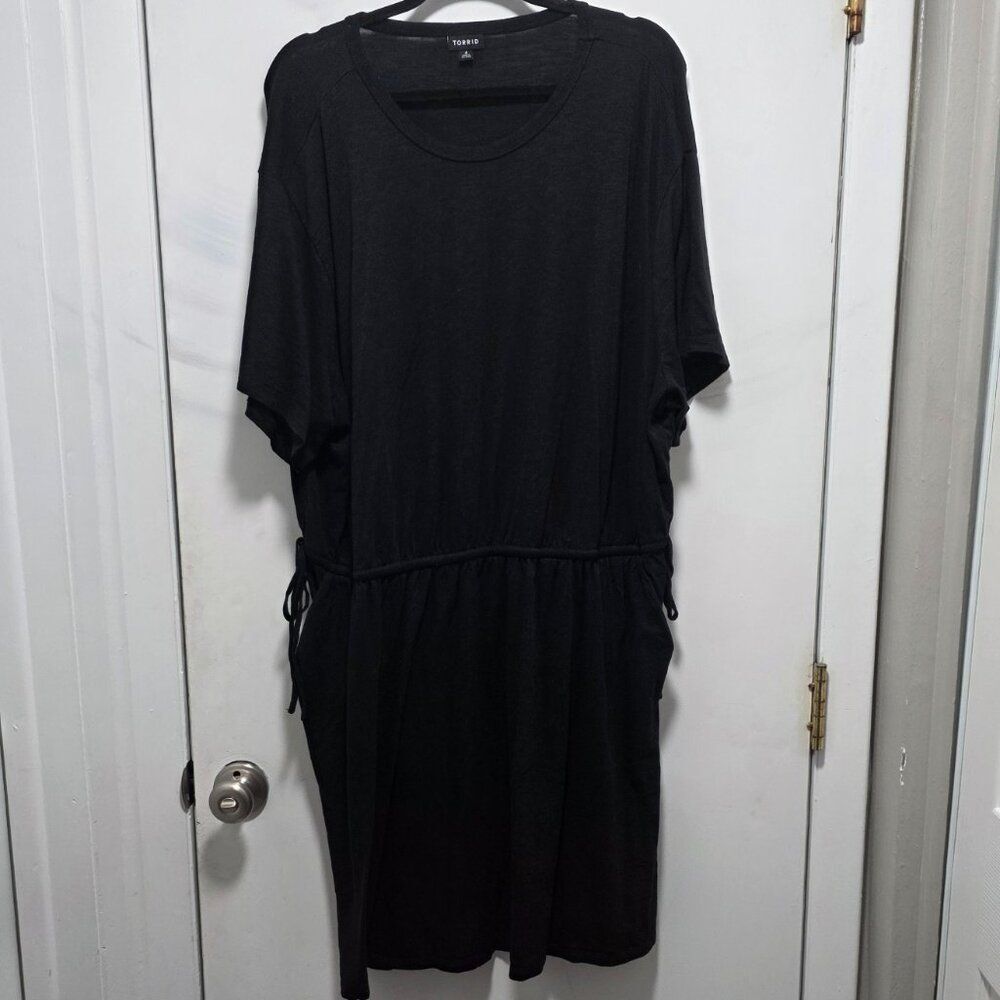 Worn Once Torrid Size 4 Cinch Waist Dress